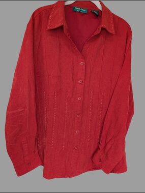 90s Vintage Brick Red Pleated Structured Button-Up Shirt by Lemon Grass